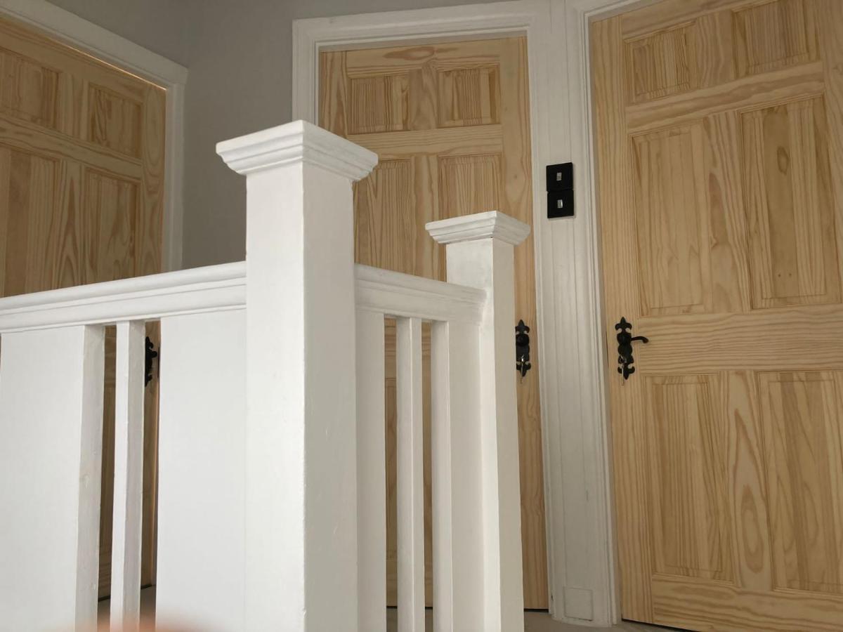 Surbiton Home With Free Parkings, Surbiton, Kingston Upon Thames, Surrey, Greater London Uk Extérieur photo